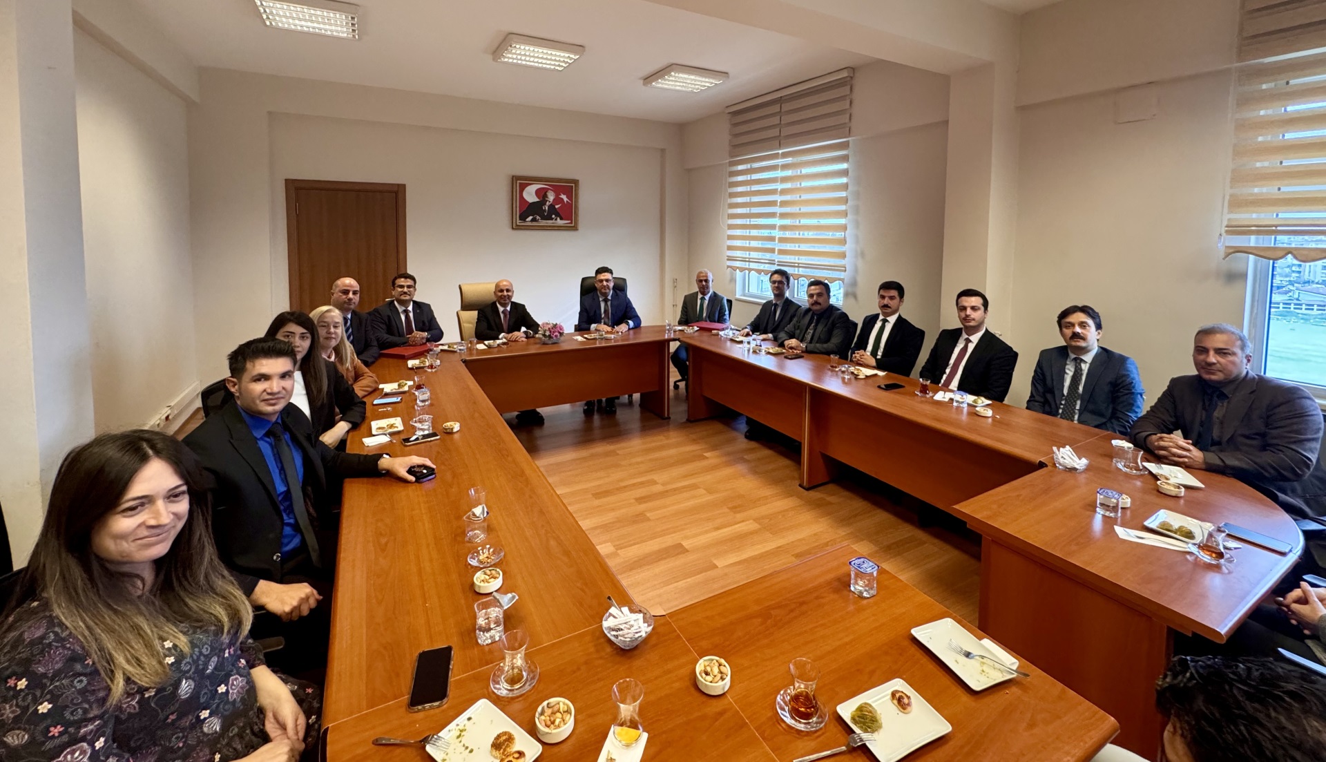 Birinci Sınıfa Ayrılan Hakim ve Cumhuriyet Savcılarımıza Plaket Takdim Töreni Düzenlendi