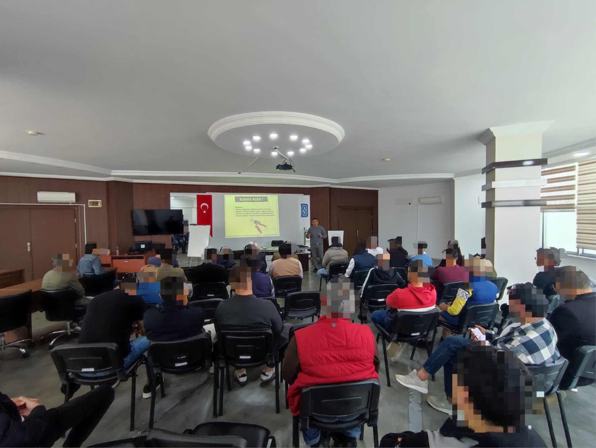 Meyve Yetiştiriciliği ve Budama Semineri 