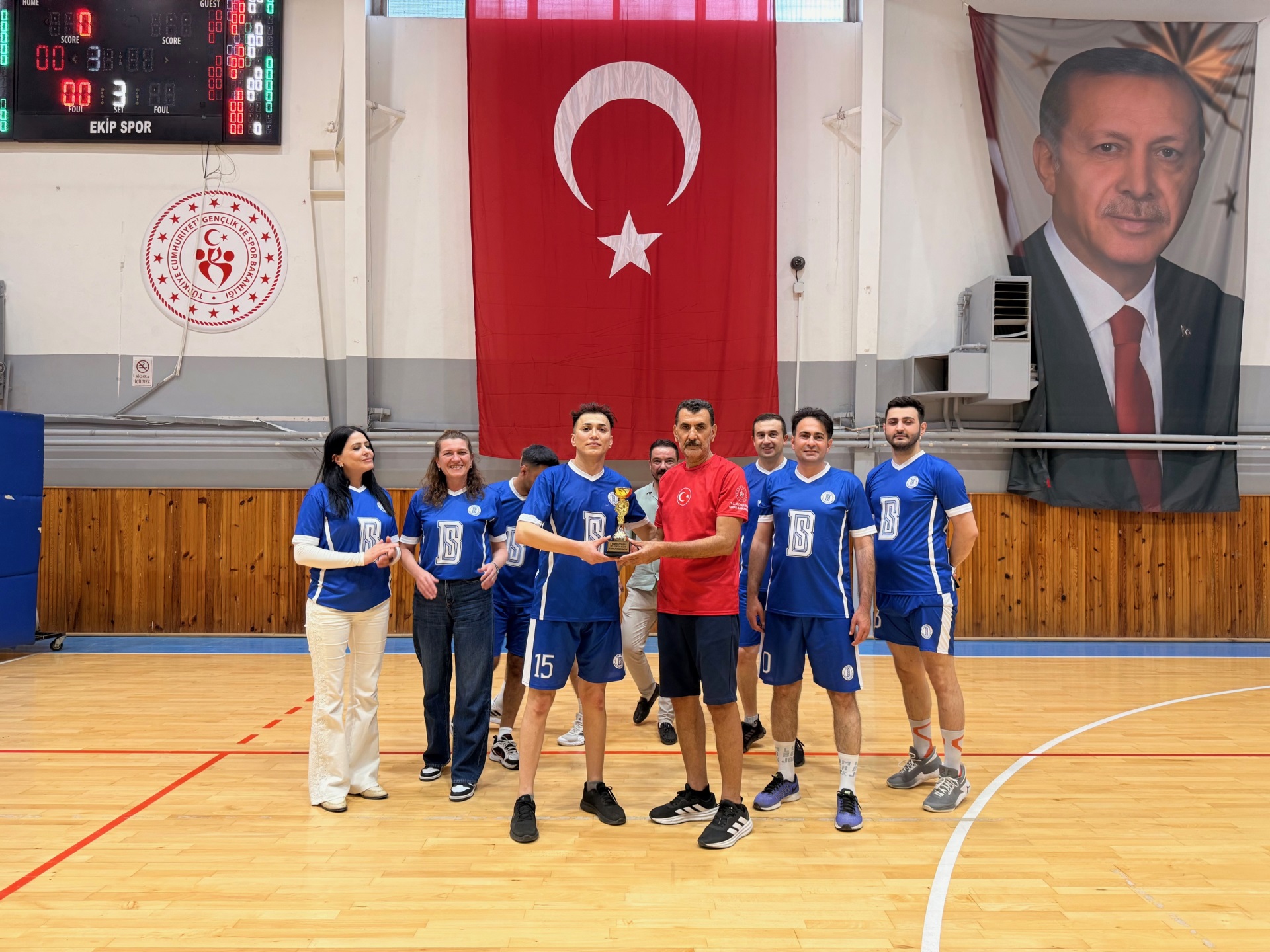7 TEMMUZ DÜNYA VOLEYBOL GÜNÜ KAPSAMINDA KURUMLARARASI VOLEYBOL TURNUVASI