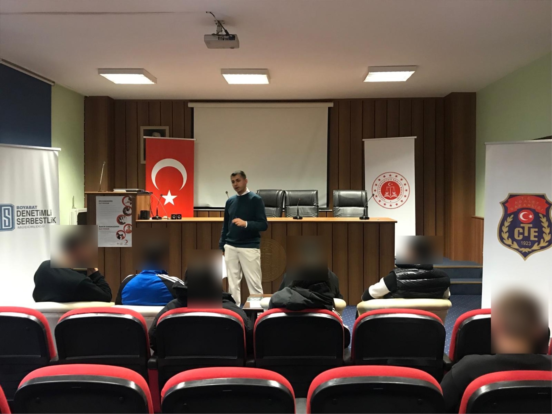 Geleceğimizin Teminatı Gençlerimizle "Değerler Eğitimi" Seminerinde Buluştuk