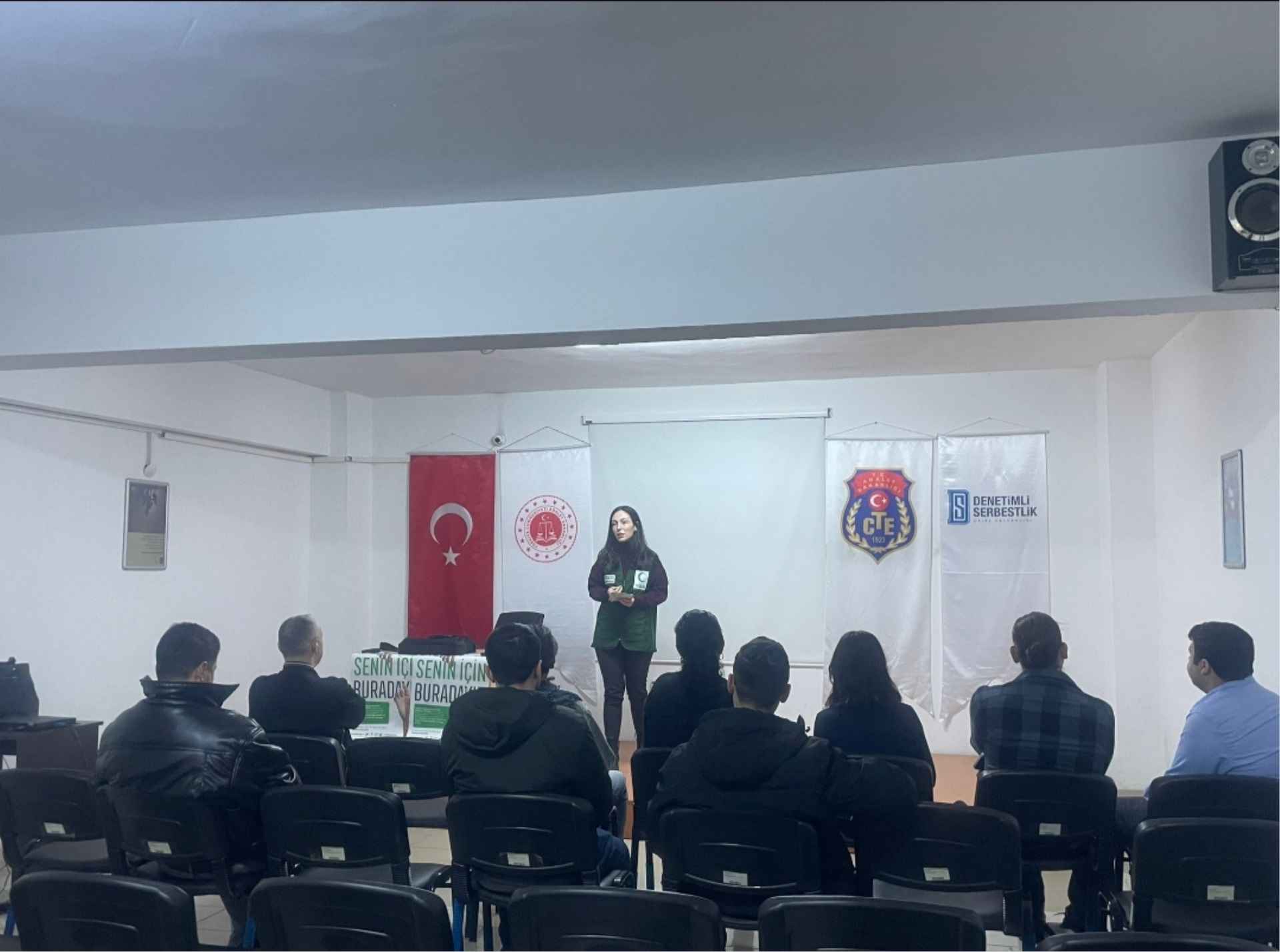1-7 Mart Yeşilay Haftası münasebetiyle Yeşilay Uzmanları tarafından yükümlülerimize Bağımlılıkla Mücadele konulu Seminer verildi.