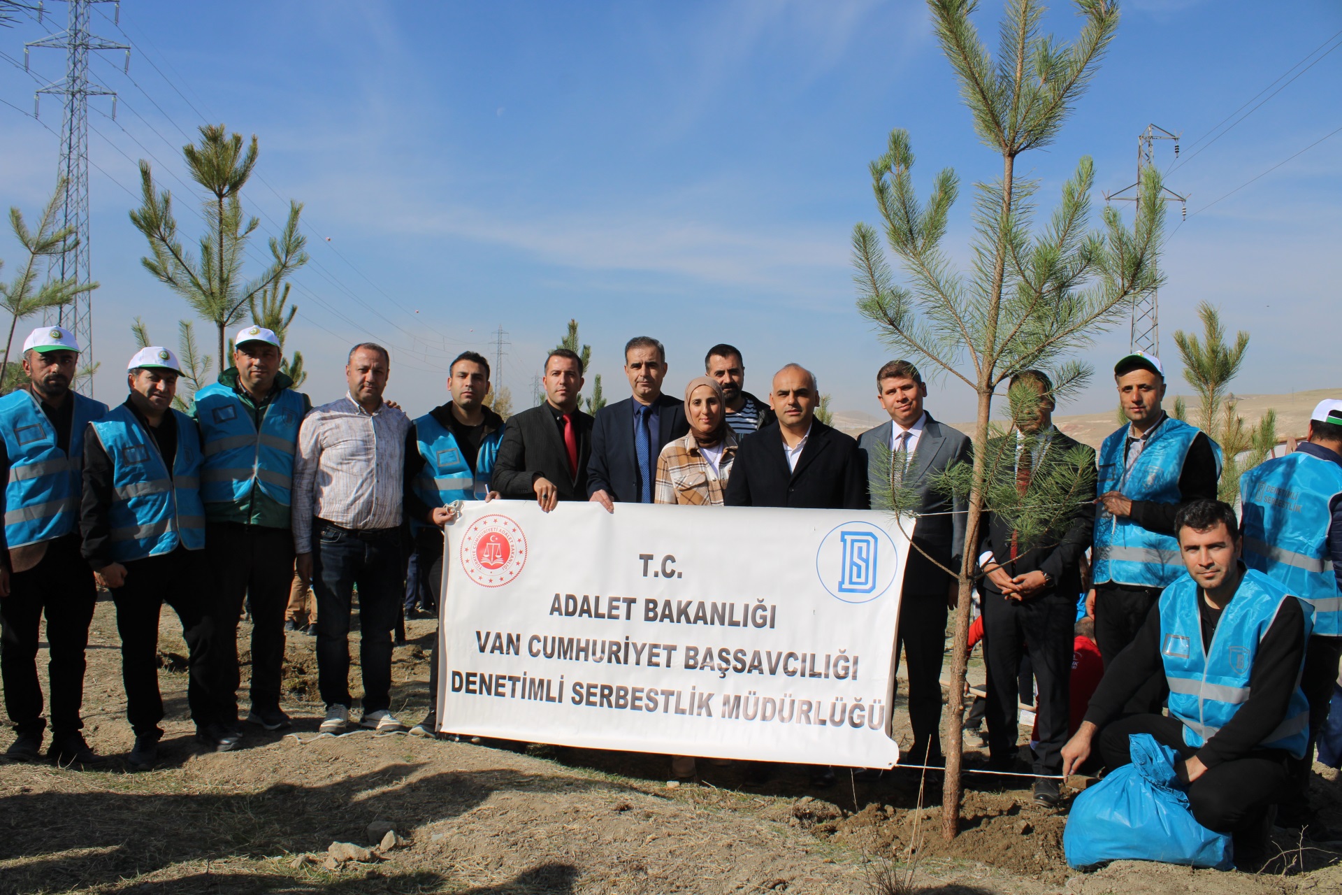 TOPRAĞA CAN VER, GELECEĞE UMUT BIRAK!