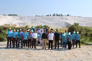 Denizli Denetimli Serbestlik Müdürlüğü'nden Pamukkale Travertenlerinde Örnek Temizlik Etkinliği