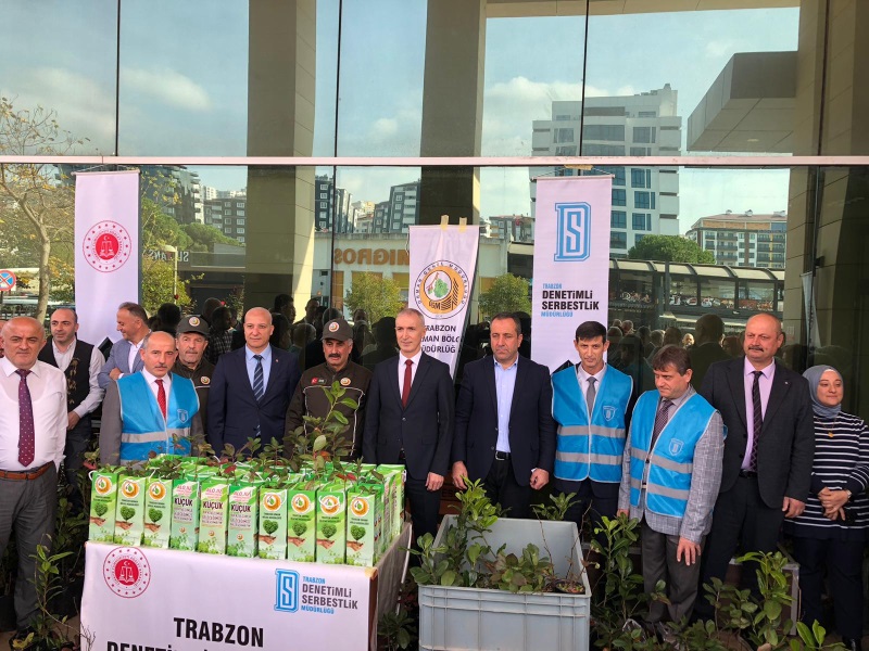 Milli Ağaçlandırma Günü’nde 500 Meyve Fidanı Dağıtıldı