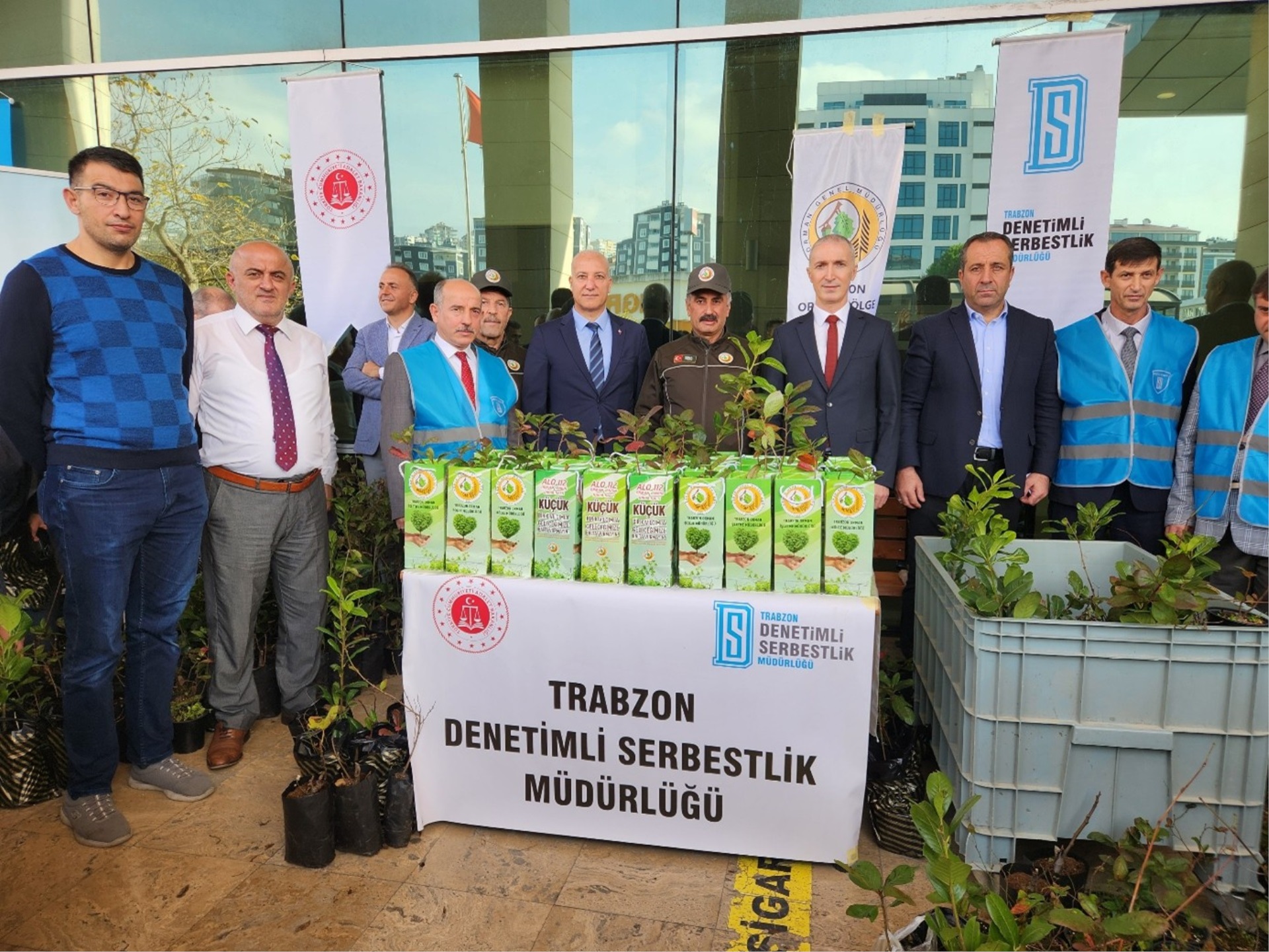 Milli Ağaçlandırma Günü’nde 500 Meyve Fidanı Dağıldı