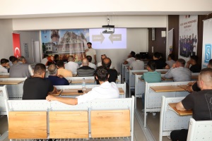 Tokat Denetimli Serbestlik Müdürlüğü'nde Yükümlülere Yönelik Denetimli Serbestlik Gönüllümüz Gaziosmanpaşa Üniversitesi Ögretim Üyesi Dr. Burak Şirin ile Bağımlılık Seminerleri Hız Kesmiyor!