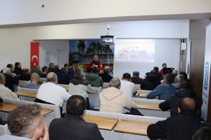 TOKAT DENETİMLİ SERBESTLİK MÜDÜRLÜĞÜ'NDE YÜKÜMLÜLERE "SİVİL SAVUNMA TEDBİRLERİ" SEMİNERİYLE HAYATA DOKUNUŞ!