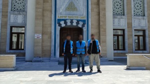ÜNİVERSİTE CAMİSİNDE KAMU TEMİZLİĞİ...