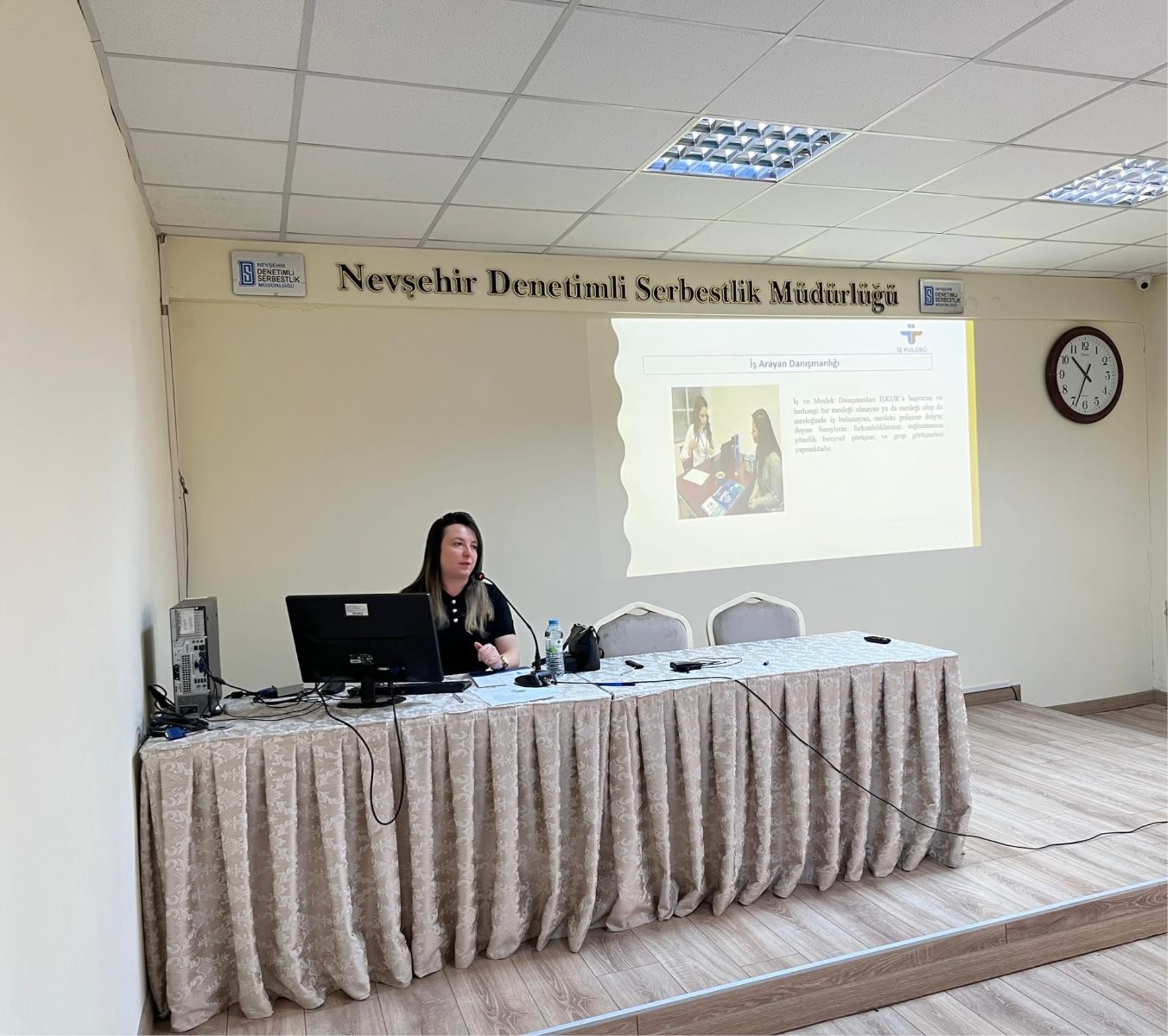 MESLEKİ YÖNLENDİRME VE İŞ BULMA STRATEJİLERİ 