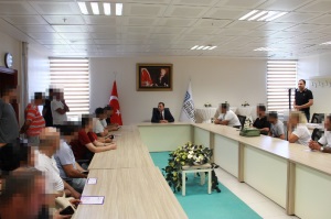 YÜKÜMLÜLERE KIRTASİYE YARDIMI VERİLDİ