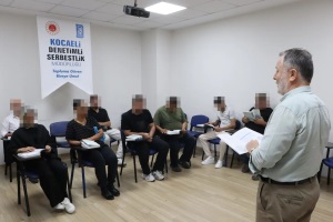 KOCAELİ’DE KİTAP OKUMA ETKİNLİĞİ YAPILDI.