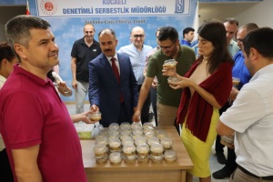 KOCAELİ'DE AŞURE DAĞITIMI ETKİNLİĞİ YAPILDI
