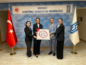Kocaeli Anneleri Derneği Başkanı Hande Kaya ve Yönetim Kurulu Üyeleri Çağlayan Demir ve Duygu Kunt  ziyaretleri.