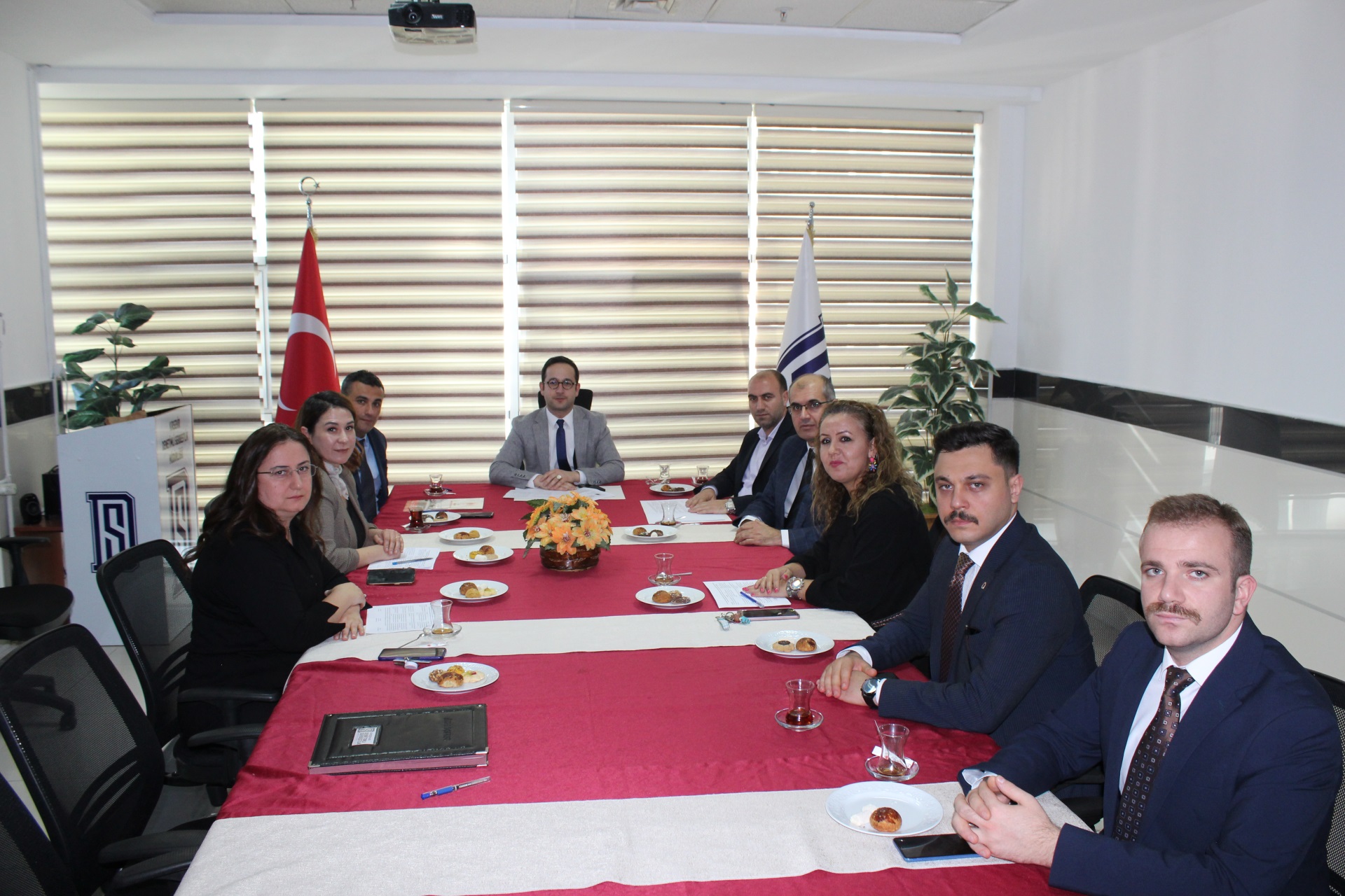 KIRŞEHİR AHİ EVRAN ÜNİVERSİTESİ İLE YÜRÜTME KURULU TOPLANTISI