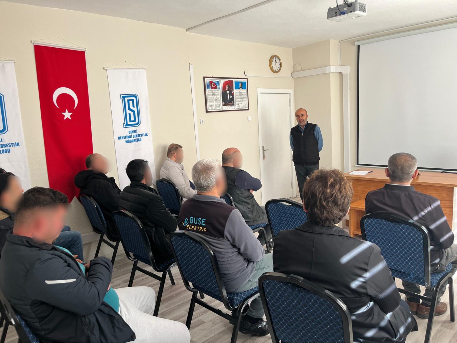 Kötülüğü İyilikle Yok Etme konulu seminer verildi.