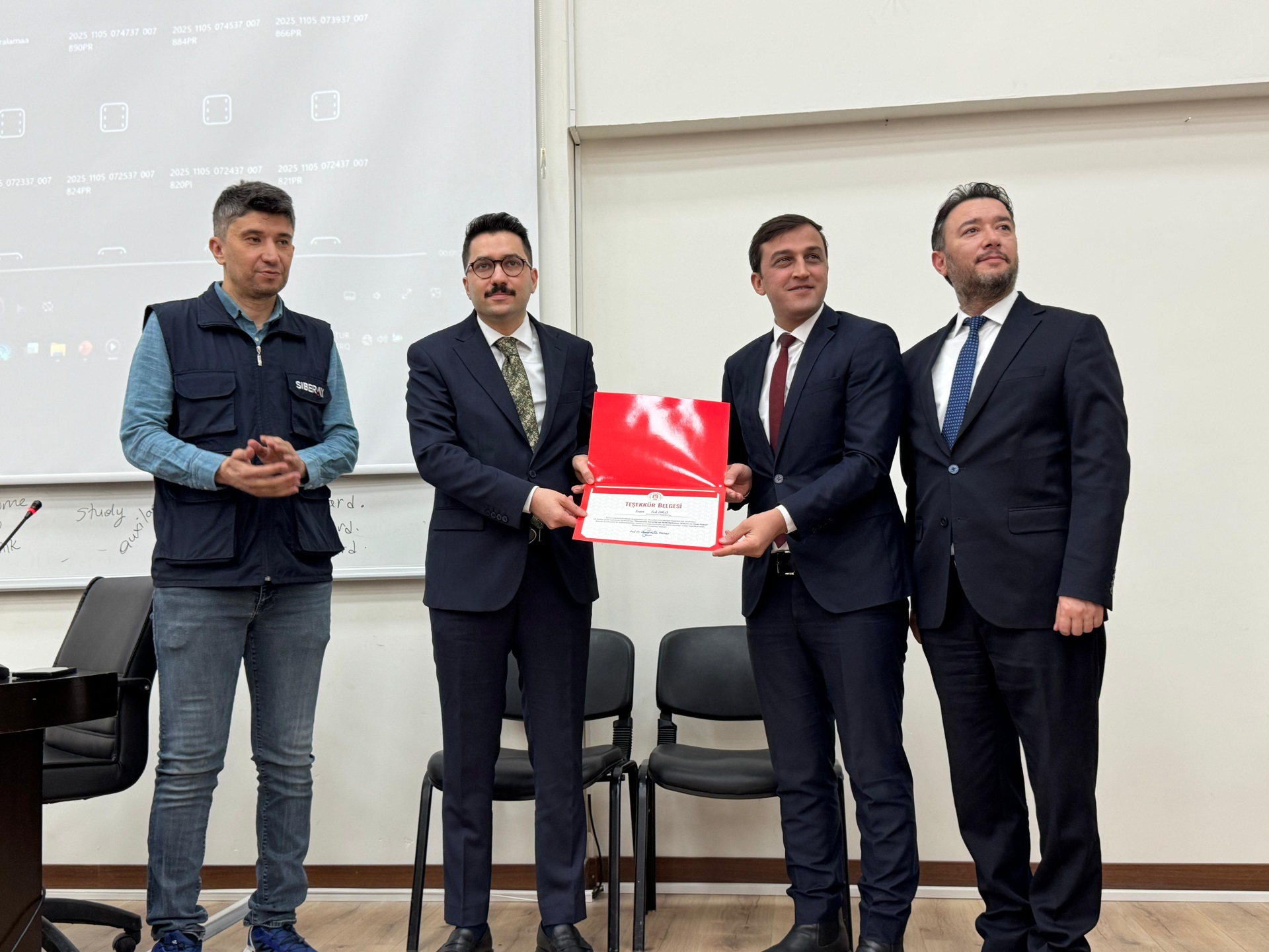 MERZİFON CUMHURİYET BAŞSAVLIĞI KOORDİNESİNDE DÜZENLENEN "IBAN TUZAĞI" KONULU KONFERANS