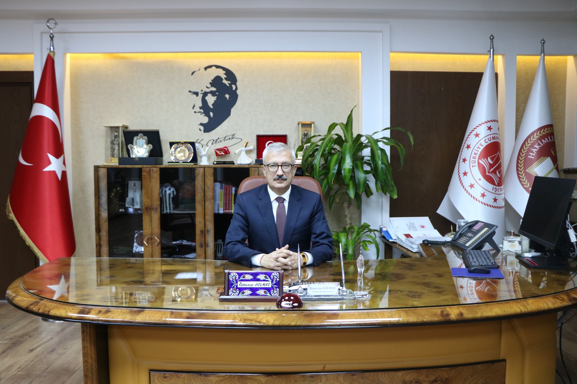 Bursa Cumhuriyet Başsavcısı Ramazan SOLMAZ 'ın 10 Ocak Çalışan Gazeteciler Günü Mesajı